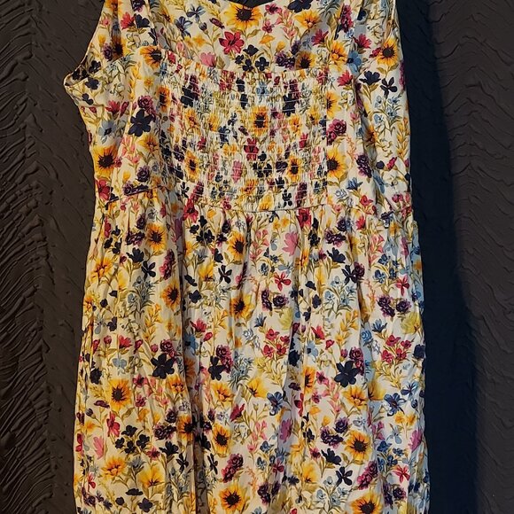 Old Navy Floral Tie-Shoulder Fit & Flare Cami Mini Dress - Picture 3 of 6